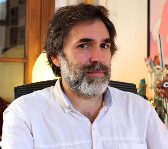 Mr Iwi : auteur & illustrateur